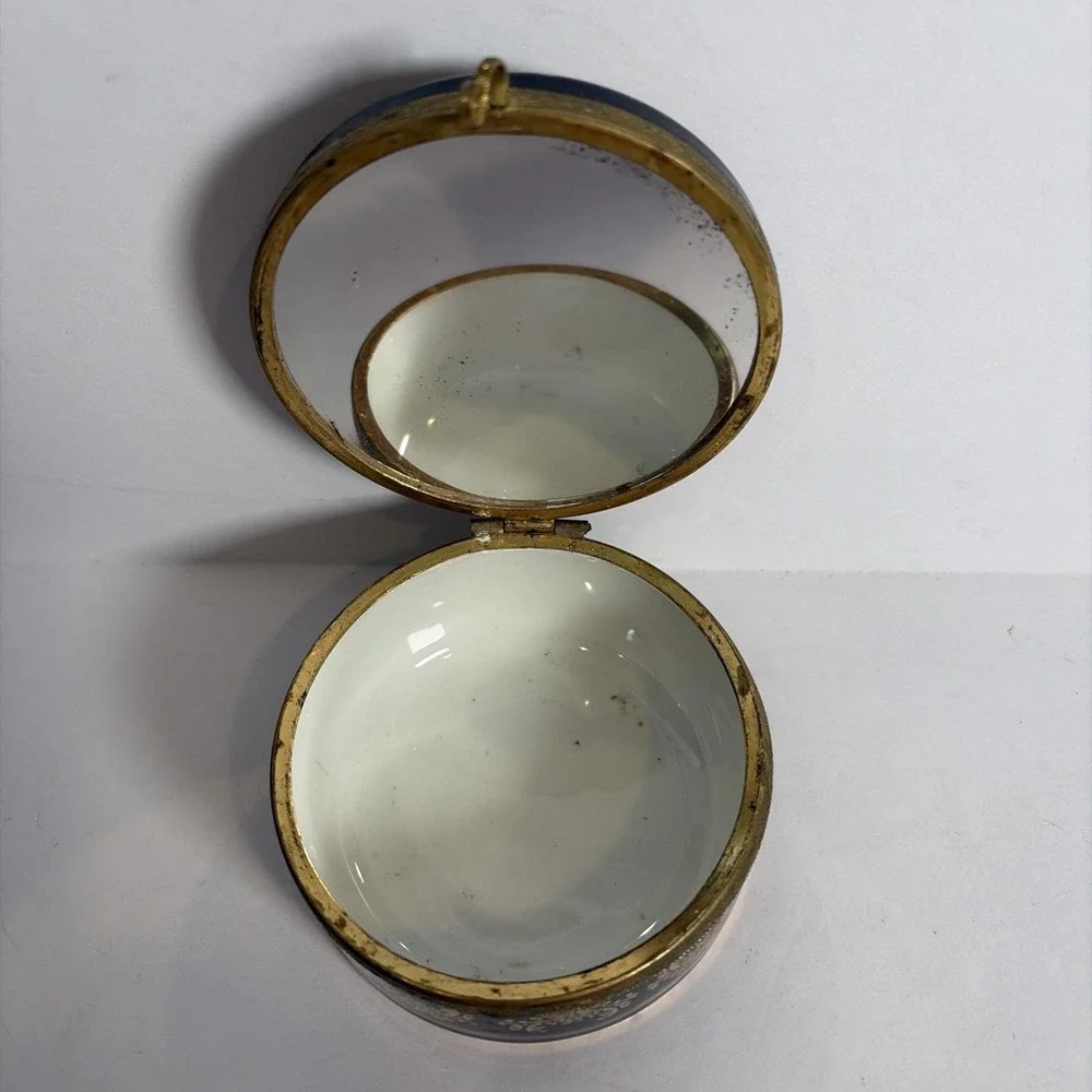Baroque Round Trinket Powder Hand painted Box Germany Mirror Inside